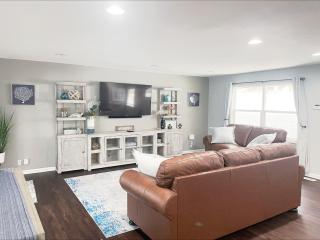 Pet-Friendly Home, Great Dock, Waterfront, Lake Views, Boat Slip - 7