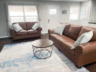 Pet-Friendly Home, Great Dock, Waterfront, Lake Views, Boat Slip - 4