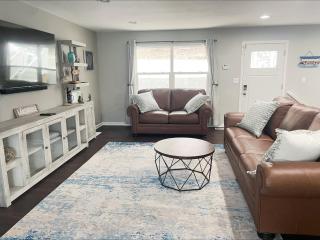 Pet-Friendly Home, Great Dock, Waterfront, Lake Views, Boat Slip - 3