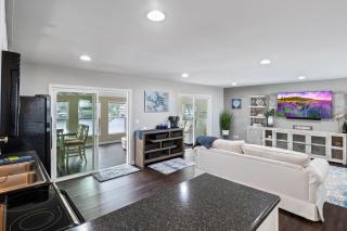 Pet-Friendly Home, Great Dock, Waterfront, Lake Views, Boat Slip - 1