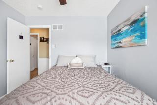 Lake Life: Amazing Weekday Specials! Dock, Swim Mat, Cove Water - 3