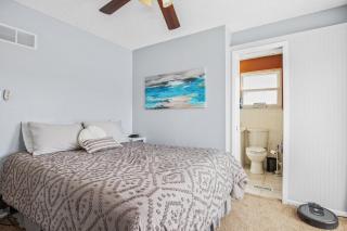 Lake Life: Amazing Weekday Specials! Dock, Swim Mat, Cove Water - 1