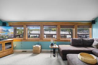 Pet-Friendly Lakefront Home in a Quiet Cove w/ Netflix, Outdoor Seating, Boat Slip - 3