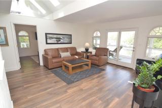 Newly Updated in a Private Cove, with Firepit, Flat Lawn, Dock, Boat Slip & Kayaks in Osage Beach - Arrowhead Beach - 6