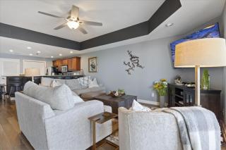 Modern Decor, Views, Grill, Workstation, Boat + 2 PWC Slips & Resort-Style Amenities - 5