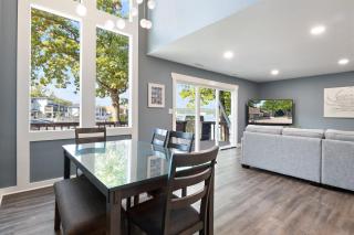 Walk to The Strip! Great Cove Water for Lake Fun - 8