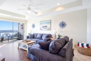 Upscale Condo, Amazing Views, Pools and Pickleball - 5