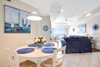 Upscale Condo, Amazing Views, Pools and Pickleball - 2