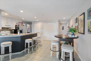 Lakeview Condo, Pools, Patio with Grill, Near PB2 Launch - 1
