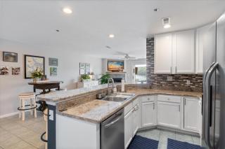 Lakeview Condo, Pools, Patio with Grill, Near PB2 Launch - 5