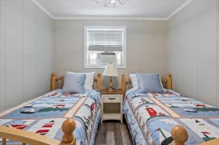 Perfect Family House in Osage Beach with Expansive Deck, Private Dock, & Boat Slip - 1