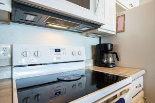 Island Life! Pool, Grilling Patio & Amazing Views! - 6