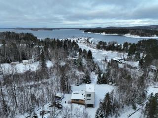 Dazzling Monthly Stay, Nature, Hot Tub & Serenity - 9