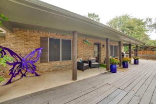 Walk to Lake Athens! Updated Home with Large Deck - 9