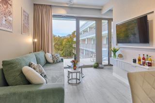 Golden Hour Apartments- Greeneri 310 - 2