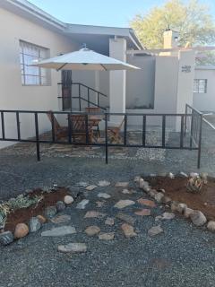 SUNSET Self-Catering Eco Guesthouse - 0