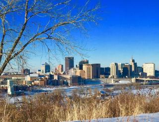 Stunning city views guesthouse - 1