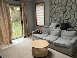 Private house guest rooms in Bellevue, WA - Redmond - 4
