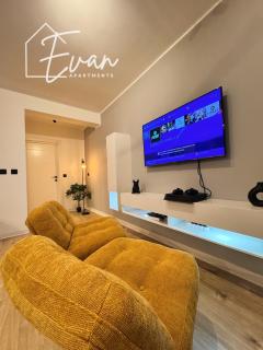 Luxury Park View Apartment by Evan Apartments - 9