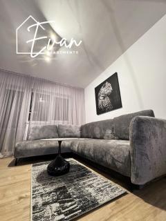 Luxury Park View Apartment by Evan Apartments - 4