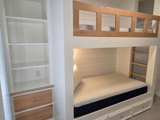 Sunkissed Cottage by Newman-Dailey - 5