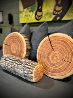 "Tree-Mendous Fun" Family Treehouse with 20ft Slide Near Dollywood & Pigeon Forge - 1