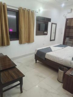 Hotel the Chandigarh - 3