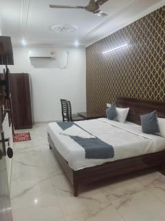 Hotel the Chandigarh - 1