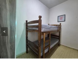 Casa na Guilhermina com ar condicionado - 2