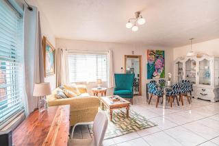 Tropical Retreat in Miami Beach - 9