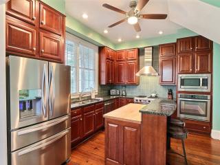 Mint Julep Estate - 2