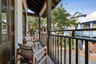 Pappas Carriage by 30A Escapes - 1