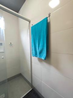 Apartamento de 2 Quartos para 4 Pessoas - 5 min da Praia - 4