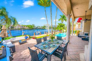 Waterfront Heated Pool Canal View Access Coastal Key VlLLAS - 9