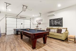Lakeview Escape w Hot Tub Firepit & Game Room - 1