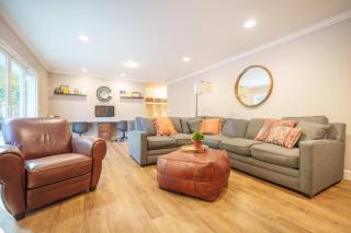 Spruce White House - Beaverton - 1