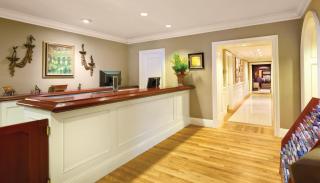 Inn at the Opera - 6