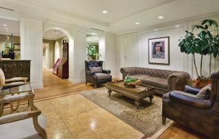 Inn at the Opera - 5