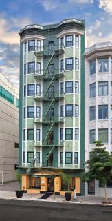 Inn at the Opera - 8