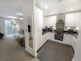 2 bed-Free parking-Near Lewisham-Hither green - 8