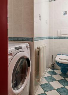 DAS BURGENNEST, Bademantelgang zur Therme Lutzmannsburg, Garten, Parkplatz - 1