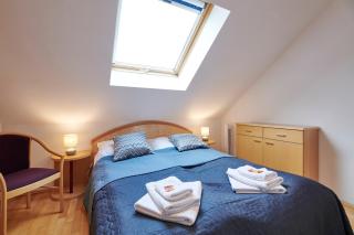 DAS BURGENNEST, Bademantelgang zur Therme Lutzmannsburg, Garten, Parkplatz - 7