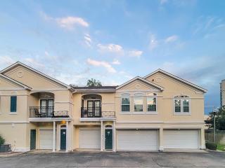 Legacy Villa 2604 - 2 bedroom 2 bath with garage in beachside neighborhood - 0