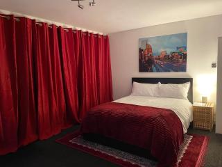 The Lakeside Redbridge - 7