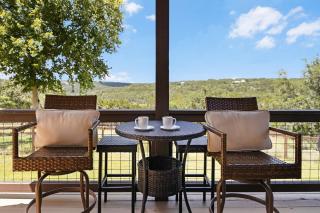 Family Pool Cozy Fireplace Hot Tub & Stunning Views - 7