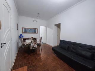 Apto/garagem coberta/900m-Centro - 2