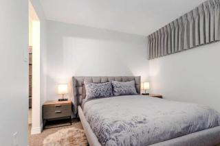 Whistler Village Retreat, Private Hot Tub & Sauna - 2