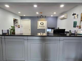 Quality Inn & Suites Tulare - 4