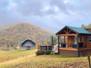 Cabin on Loye & Sunrise Cabin - 9