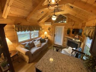 Cabin on Loye & Sunrise Cabin - 1